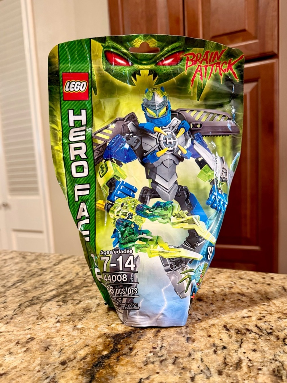 New Lego Hero Factory 44008 - Surge